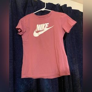 Nike pink/purple short sleeve size small